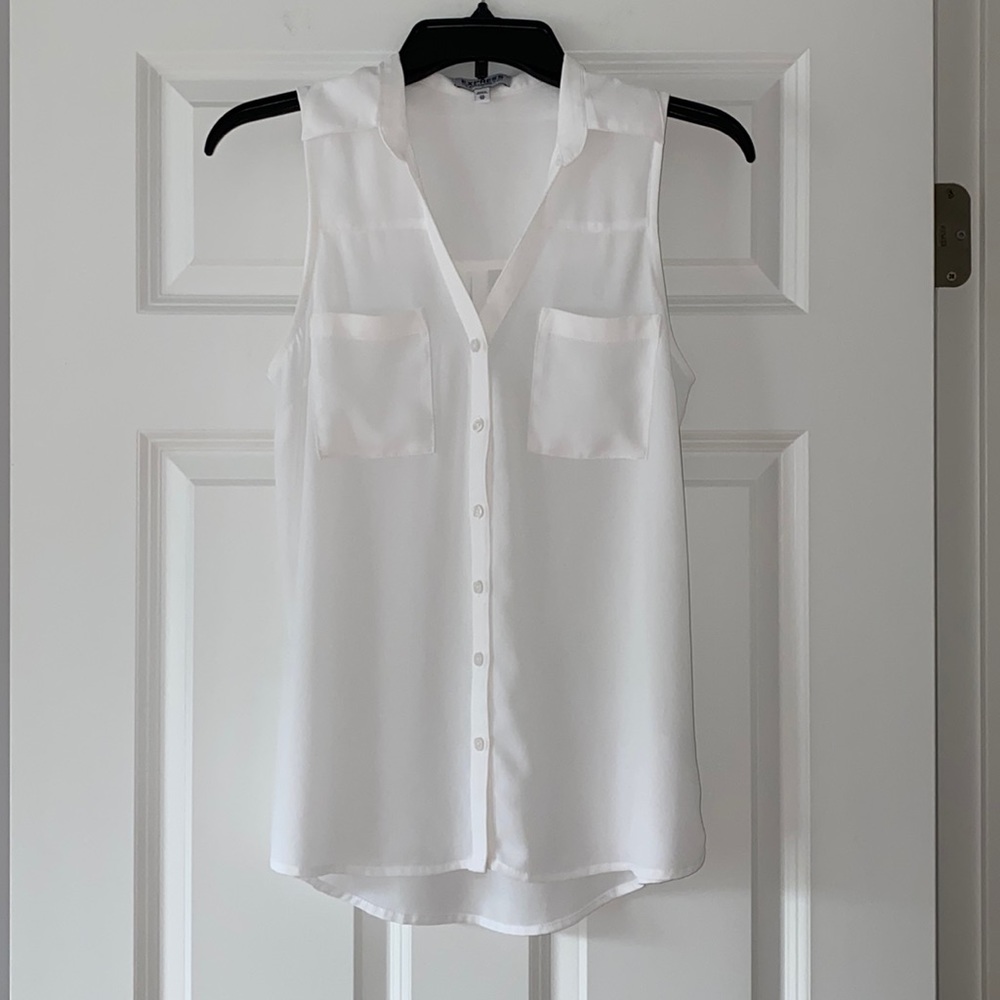 Express Button-up Blouse - Picture 4 of 8